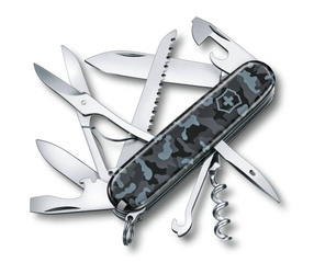 Scyzoryk Victorinox Huntsman Navy Camo 1.3713.942