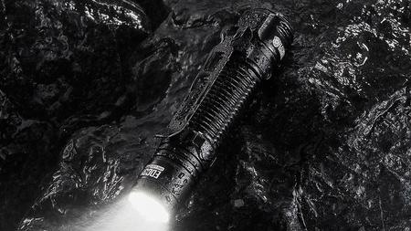 Latarka Nitecore EDC31 3500lm